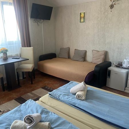Вилла Popas Turistic Terasa Europa Тыргу-Окна Экстерьер фото