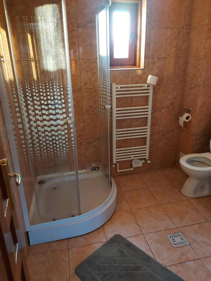 Вилла Popas Turistic Terasa Europa Тыргу-Окна Экстерьер фото